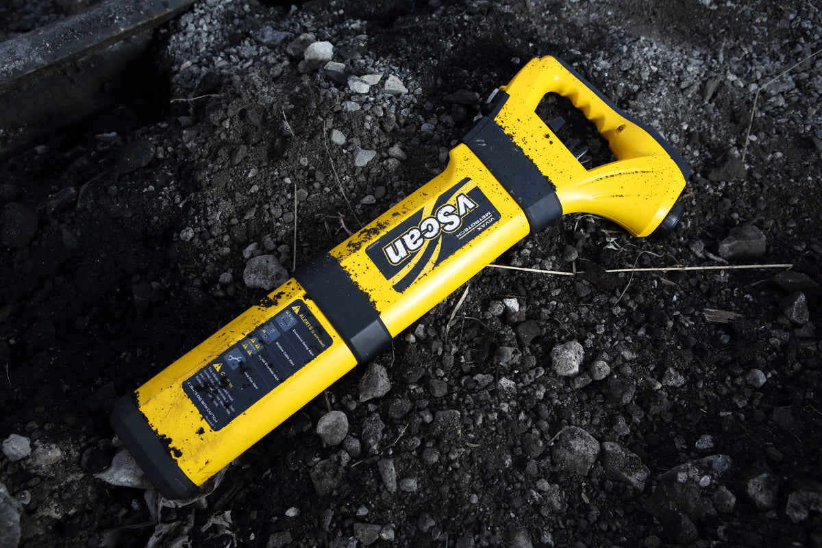 Vivax vScan Cable Avoidance Tool with Metal Detector
