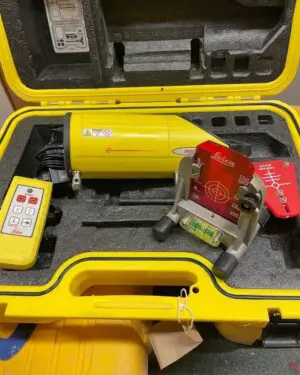 Reconditioned Leica Piper 100 Pipe Laser Kit