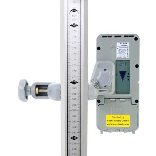 spectra-hl450-rear-of-staff_display